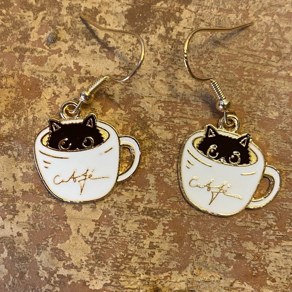Cat in Coffee Cups Mugs Hanging Earrings Fashion Jewelry
